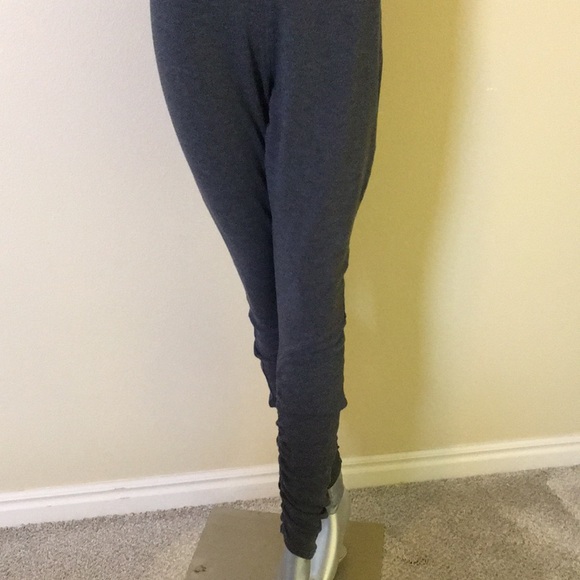 ATHLETA Cozy Knit Leggings With Ruched Detail - Picture 3 of 15